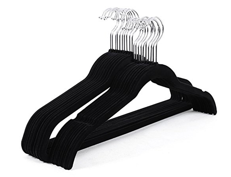 Non Slip Velvet Clothes Hanger with Notched Shoulder